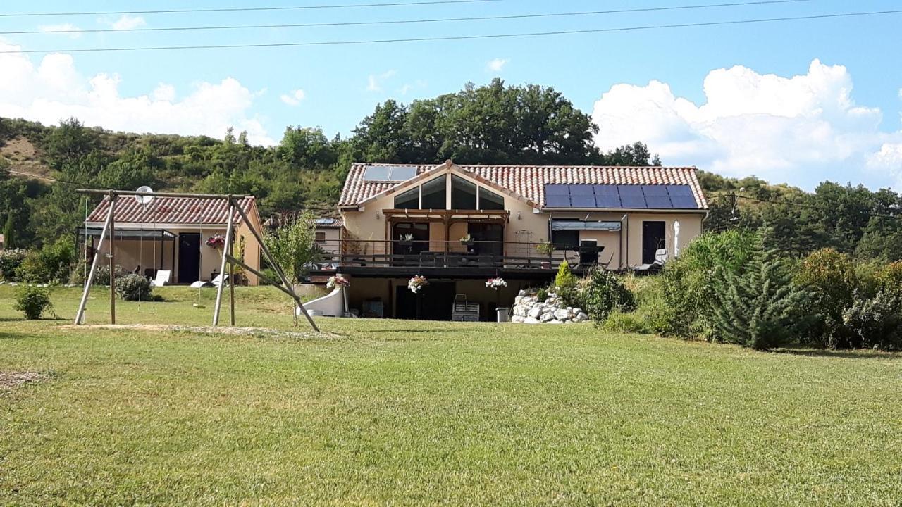 Le Petit Nid Douillet Bed and Breakfast Trescléoux Εξωτερικό φωτογραφία